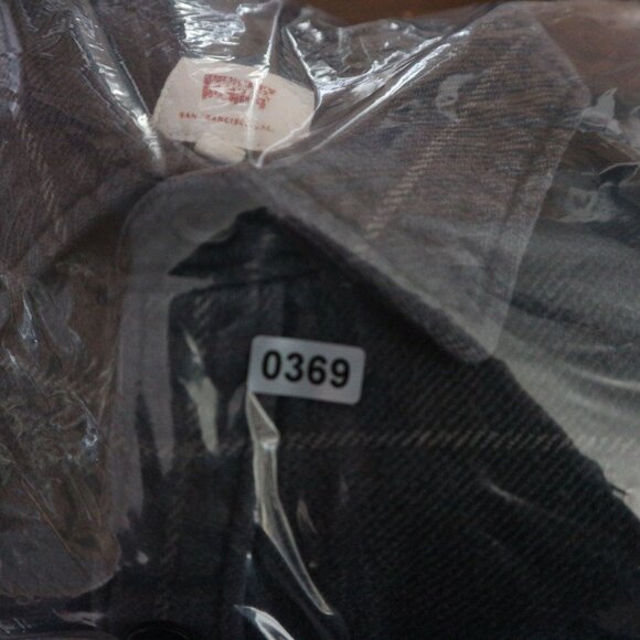 Levi's Checkered Flannel Shirt - Picture 8 of 8